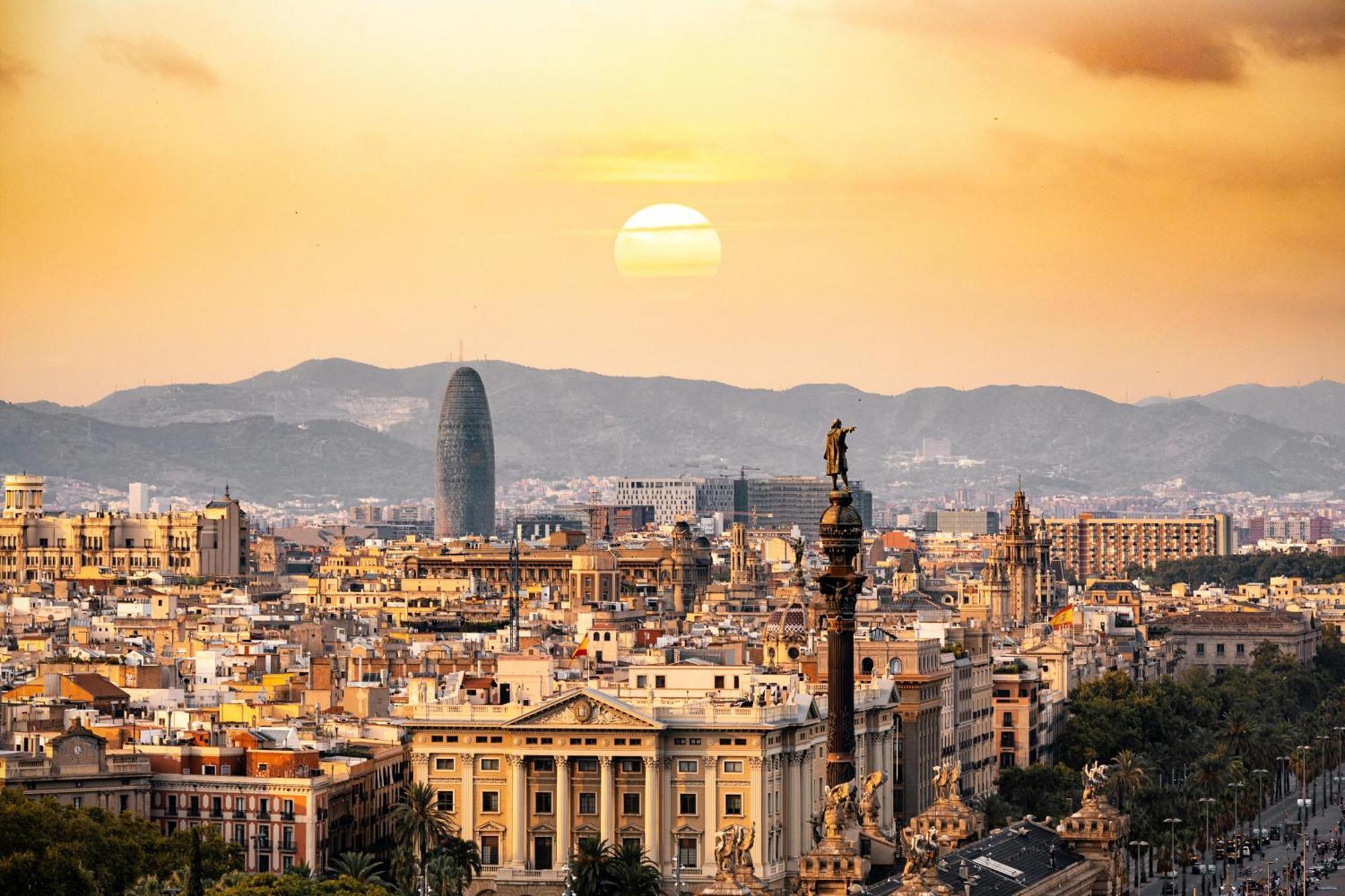 Barcelona Fira & Camp Nou Stadium L’Hospitalet de Llobregat Zewnętrze zdjęcie
