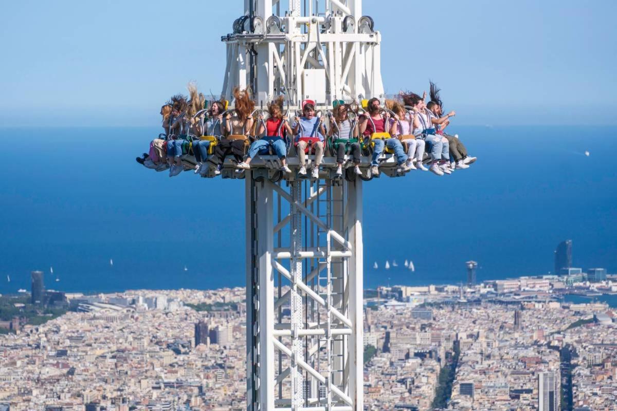 Barcelona Fira & Camp Nou Stadium L’Hospitalet de Llobregat Zewnętrze zdjęcie